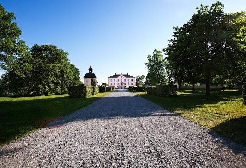 هتل Hesselby Slott