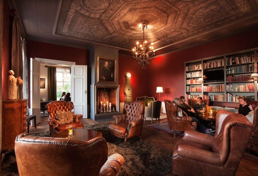 هتل Hesselby Slott