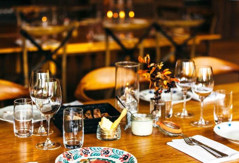 هتل Hesselby Slott