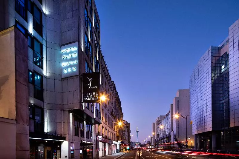 هتل Paris Bastille