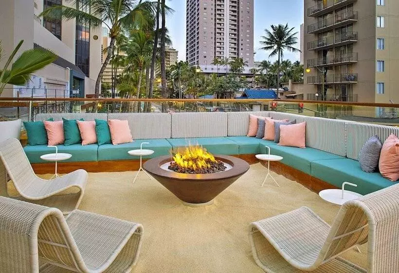 فندق The Laylow, Autograph Collection