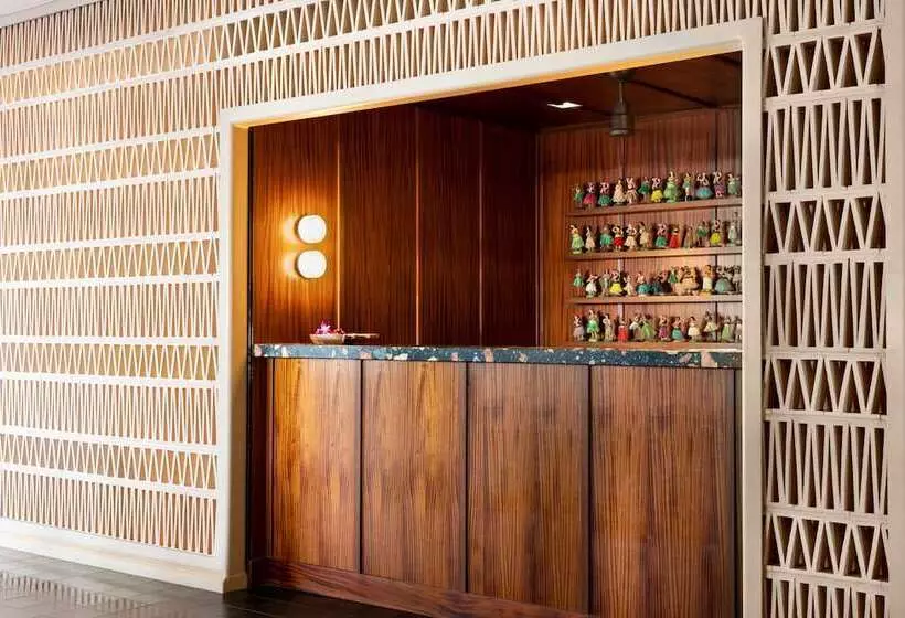 فندق The Laylow, Autograph Collection