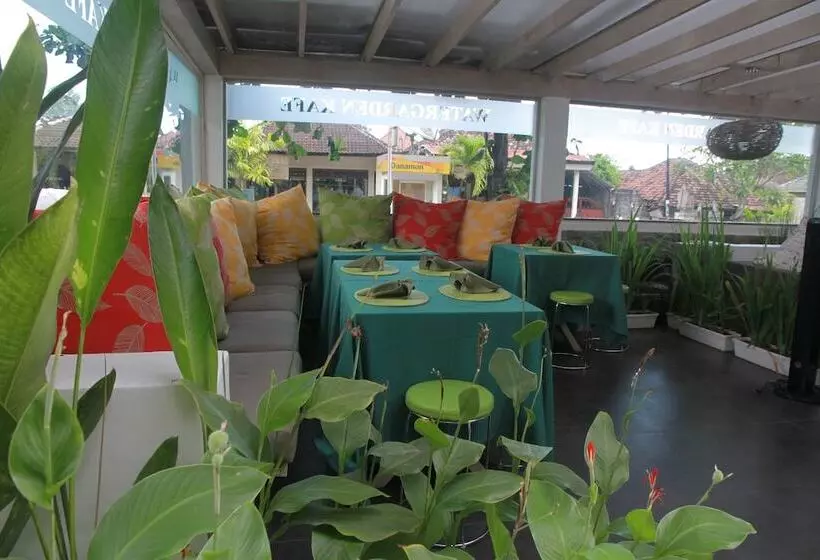 בית מלון כפרי The Water Garden