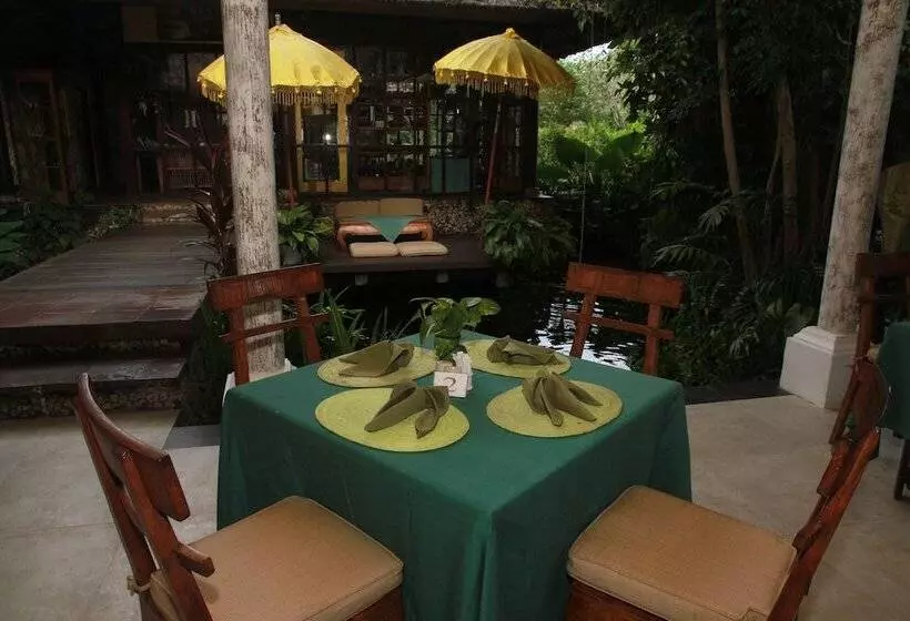 בית מלון כפרי The Water Garden