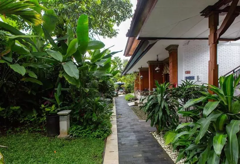 فندق Yulia Village Inn Ubud