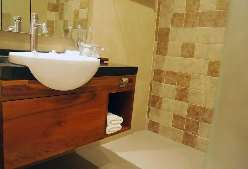 فندق Yulia Village Inn Ubud