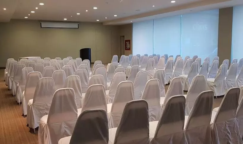 בית מלון כפרי Antaris Cintermex