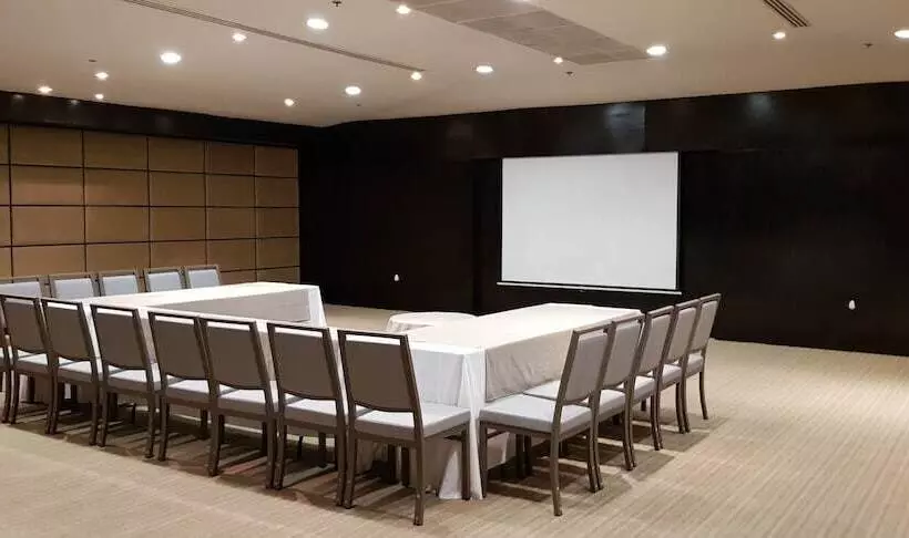 בית מלון כפרי Antaris Cintermex