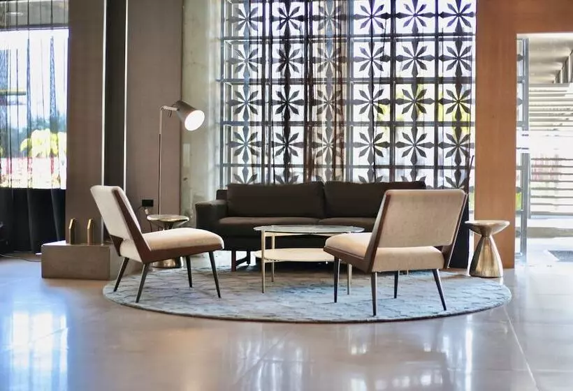 בית מלון כפרי Antaris Cintermex