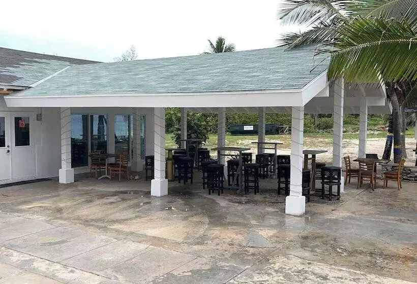 هتل Exuma Palms