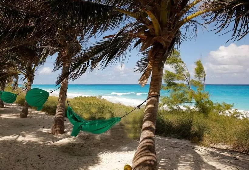 هتل Exuma Palms
