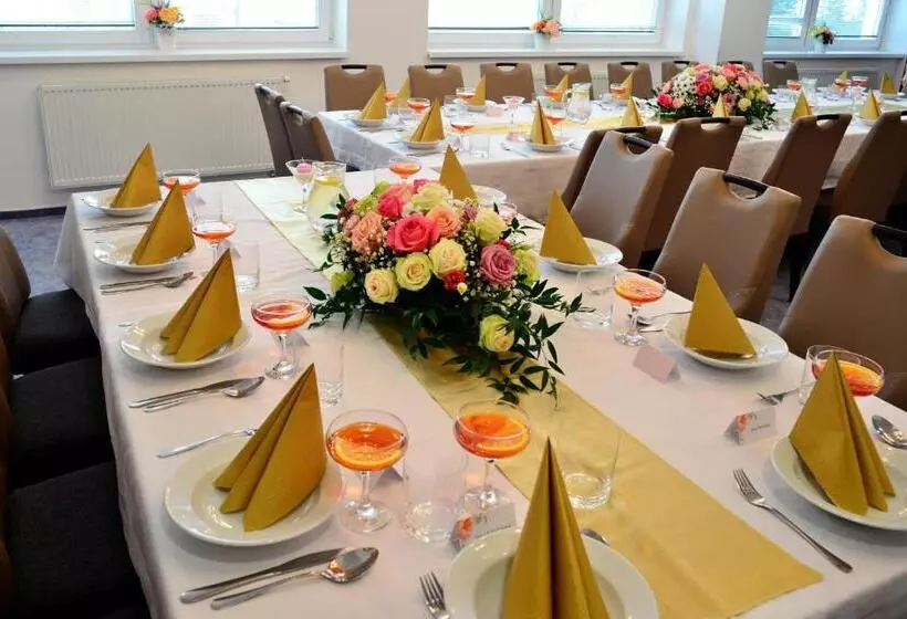 Отель Limba Ctt