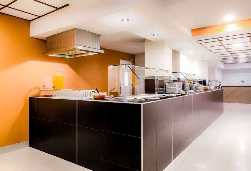 Otel Sleep Inn Monterrey Norte