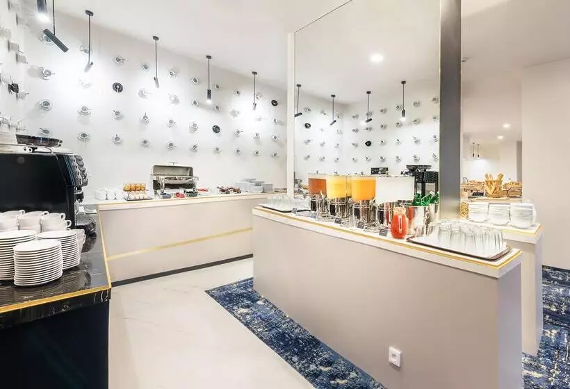 ホテル The President