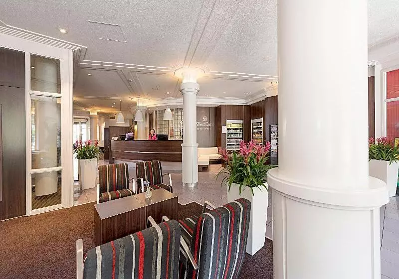 בית מלון כפרי Westcord City Centre