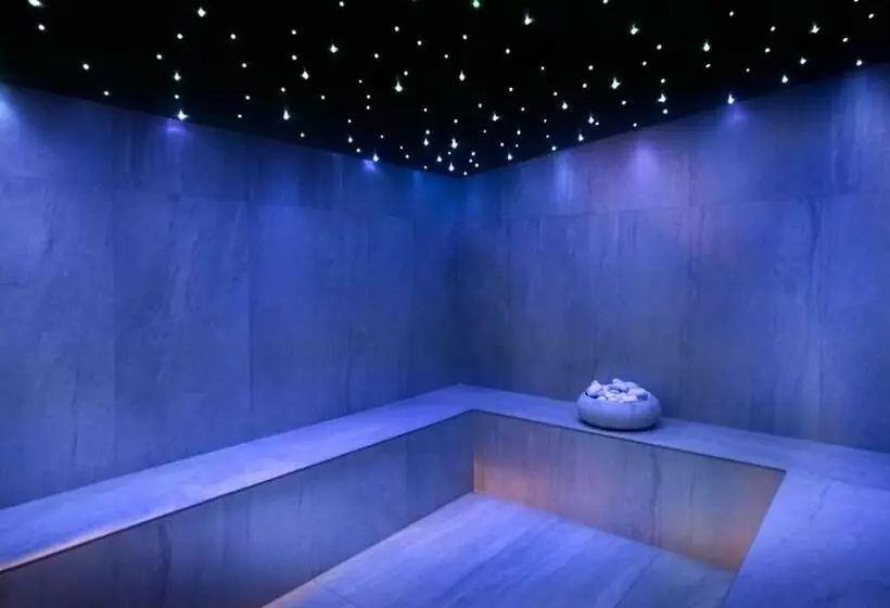 ホテル The President