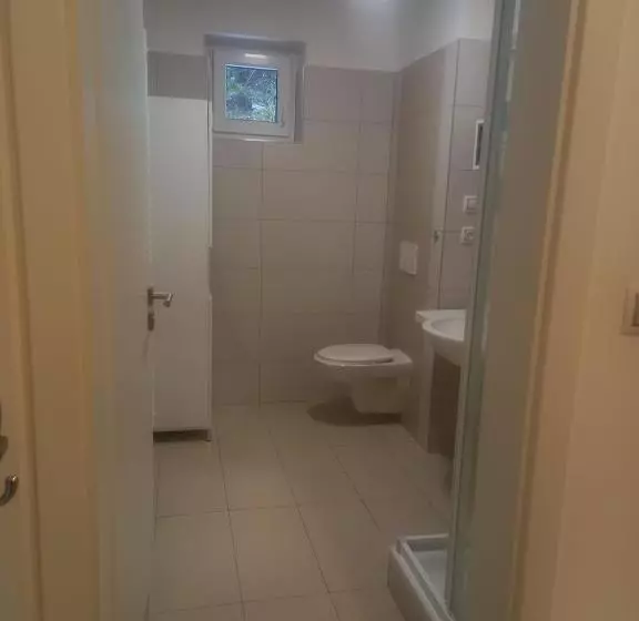 Hotelli Apartmány Za Sněžníkem
