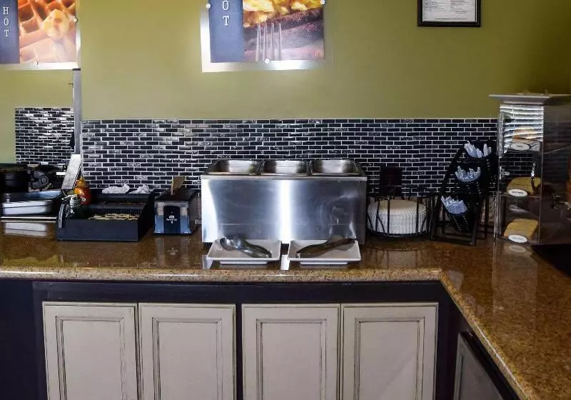 호텔 Best Western Fairwinds Inn