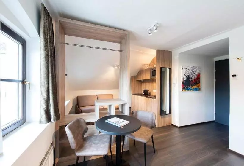 هتل Blackhome Innsbruck Boutique I Contactless Check In