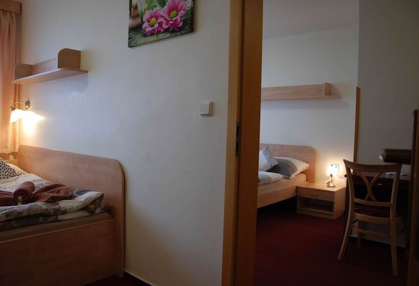 בית מלון כפרי Churáňov