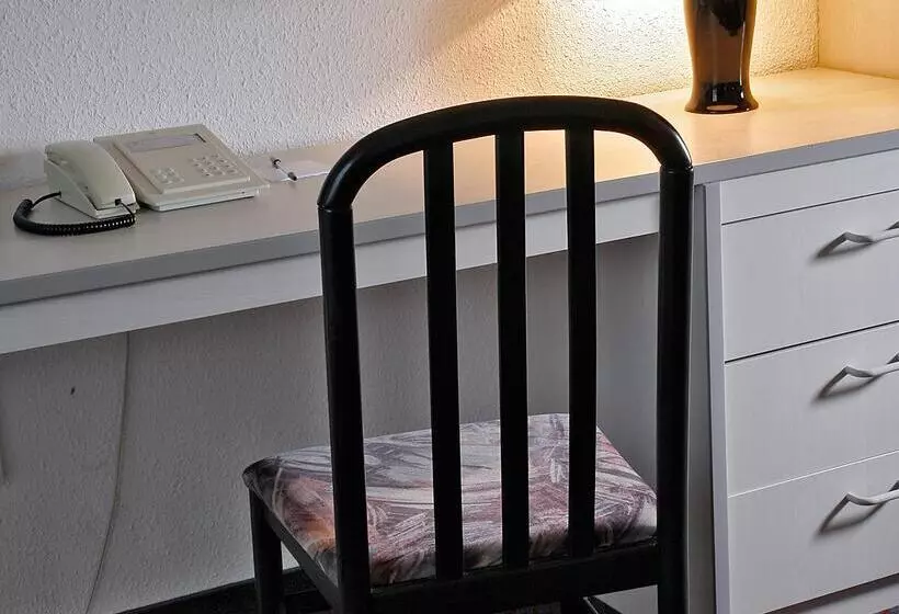 Hessenland Hotel Kassel Innenstadt By Stay Awesome