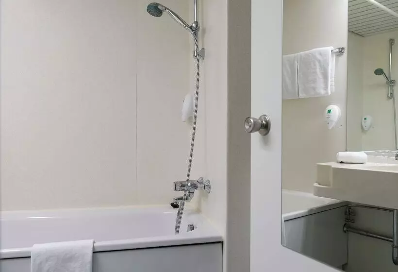 Hessenland Hotel Kassel Innenstadt By Stay Awesome