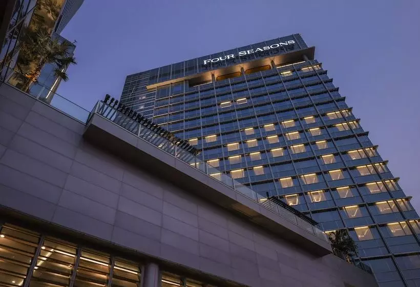 Four Seasons Hotel Jakarta