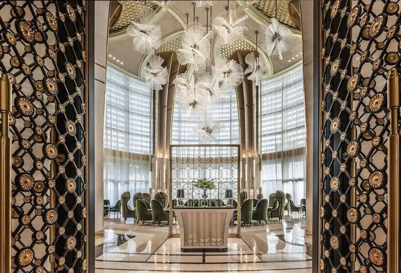 Four Seasons Hotel Jakarta