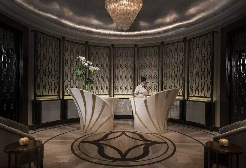 Four Seasons Hotel Jakarta