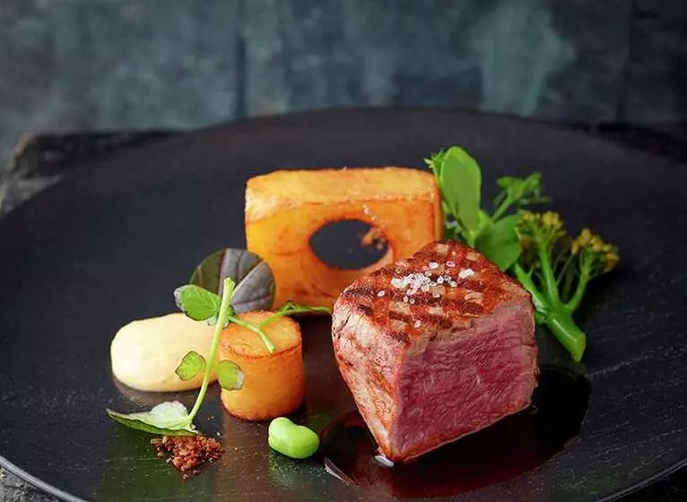 فندق Hilton Antwerp Old Town