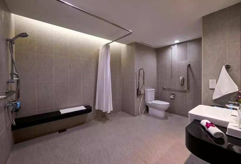 هتل Istana Kuala Lumpur City Center