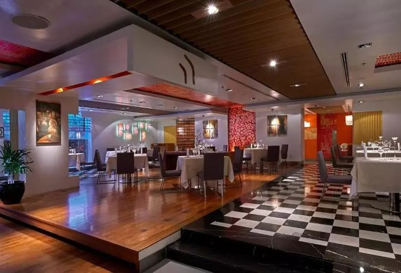 هتل Istana Kuala Lumpur City Center