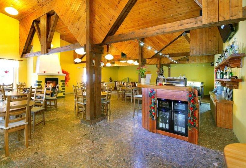 בית מלון כפרי Lesana