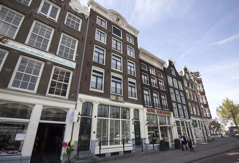 בית מלון כפרי Multatuli