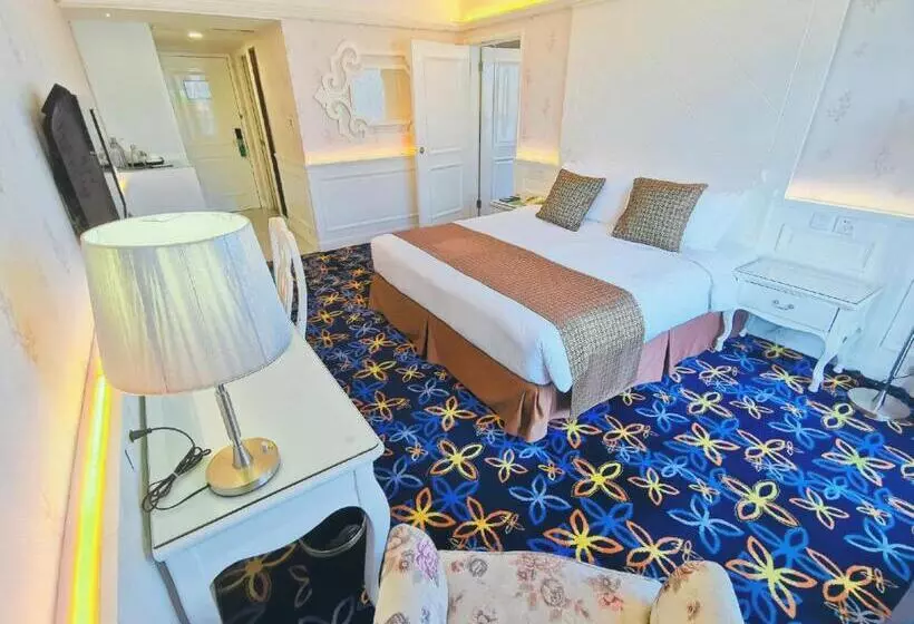 هتل Riviera Macau