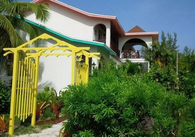 ホテル Unique Village