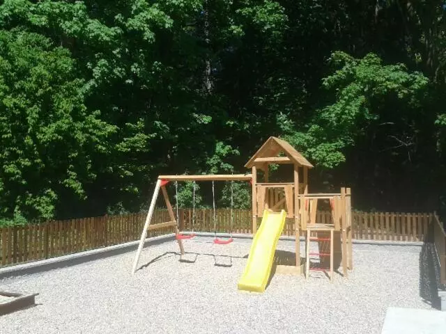 Отель Zámecký  U Rajských