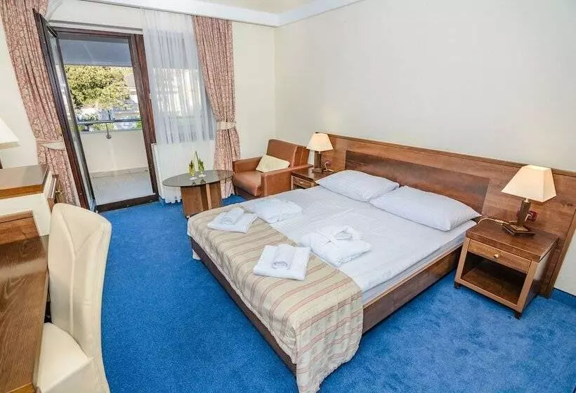 Family Hotel Pagus   All Inclusive