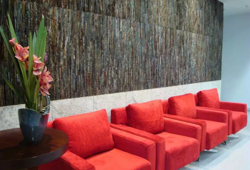 فندق Bristol Merit