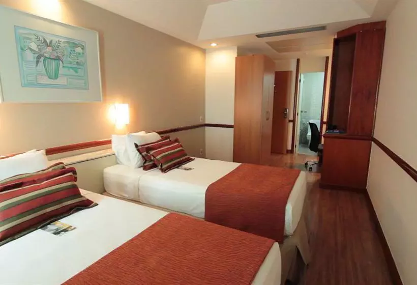 فندق Bristol Merit