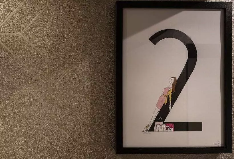 ホテル Hôtel La Parizienne