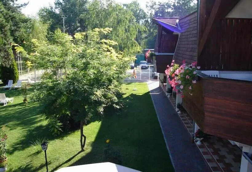 בית מלון כפרי Kentaur