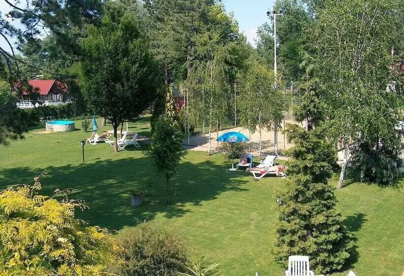 בית מלון כפרי Kentaur