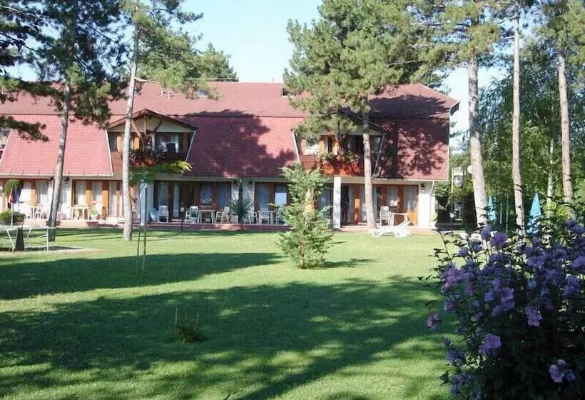 בית מלון כפרי Kentaur