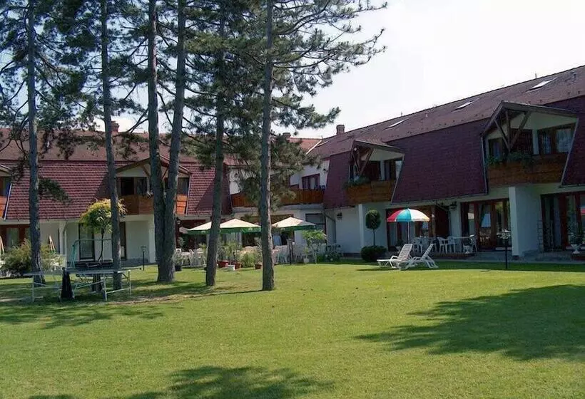 בית מלון כפרי Kentaur