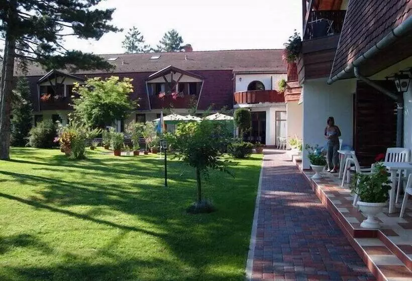 בית מלון כפרי Kentaur