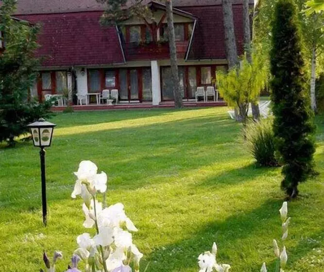 בית מלון כפרי Kentaur