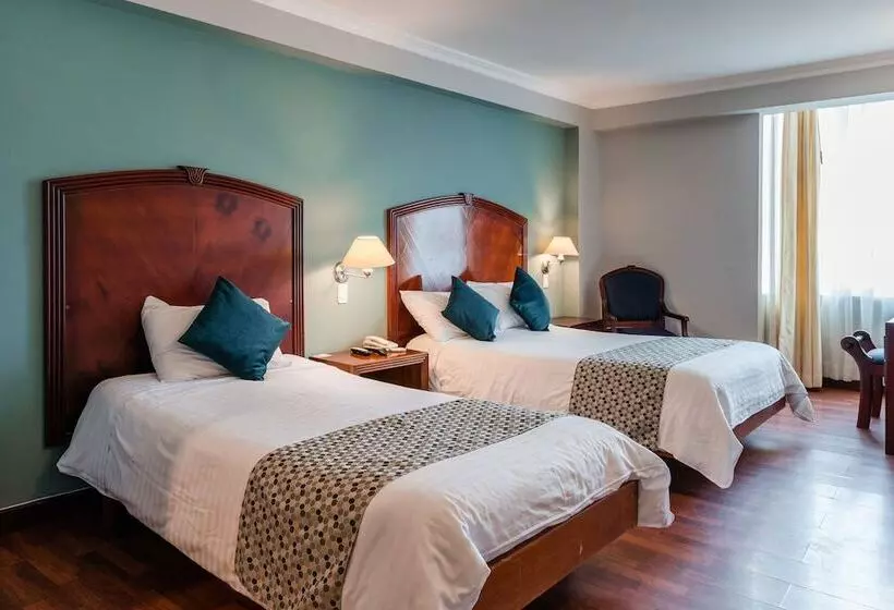 ホテル Libertador