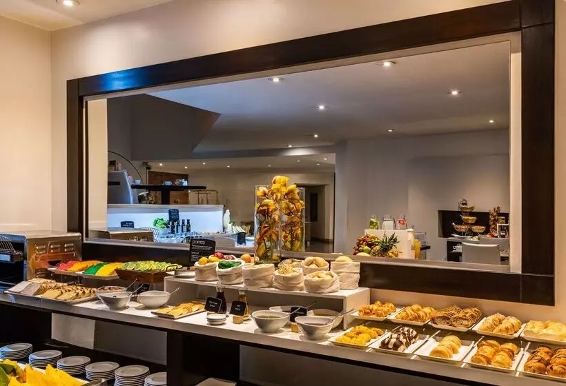 فندق Avani Royal Zona T Bogotá