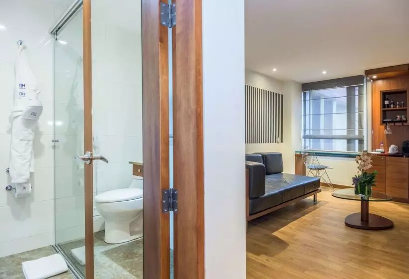 فندق Avani Royal Zona T Bogotá